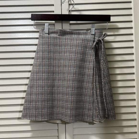 ZARA Plaid Wrap Skirt Faux Suede Micro Plaid Pleated Mini Skirt - Picture 3 of 7
